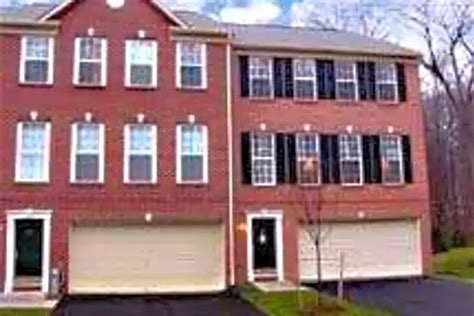 apartments near storch woods drive savage md  One bedroom apartments average $1,912 and range from $1,410 to $2,520